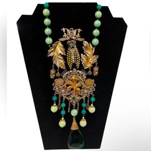 MAGNIFICENT CZECH GLASS Egyptian Revival Art Nouveau Style Statement Neclace
